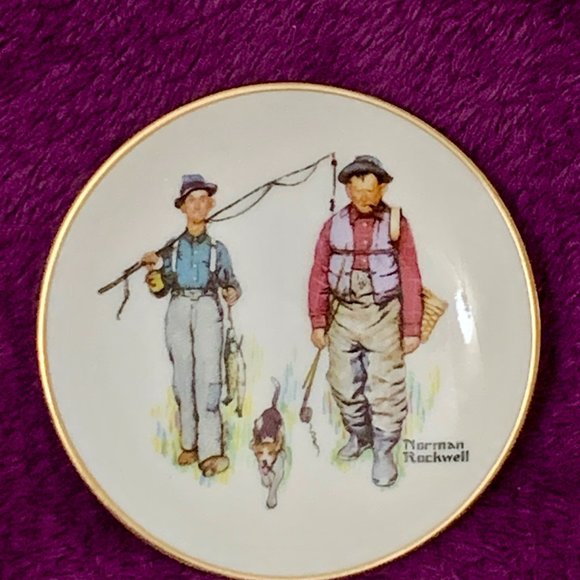 510 Pure Luck - Norman Rockwell Four Seasons Miniature Plate Collection - Picture 1 of 5